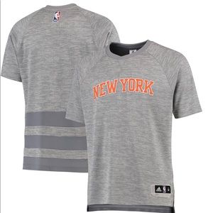 3/$20 New York Nicks Basketball Shirt